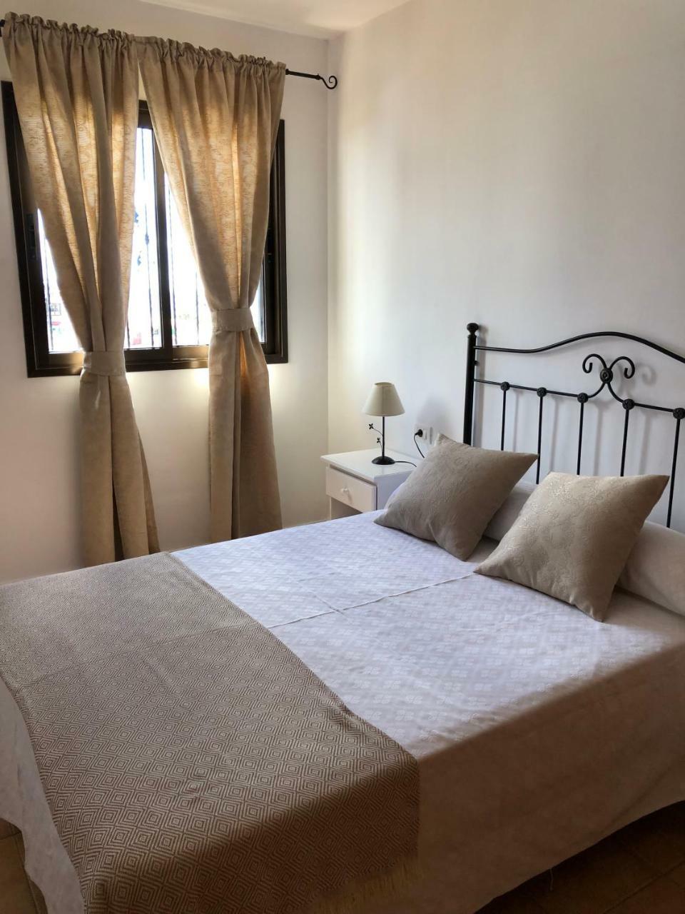 Apartamentos Ajabo Adeje Адехе Екстер'єр фото